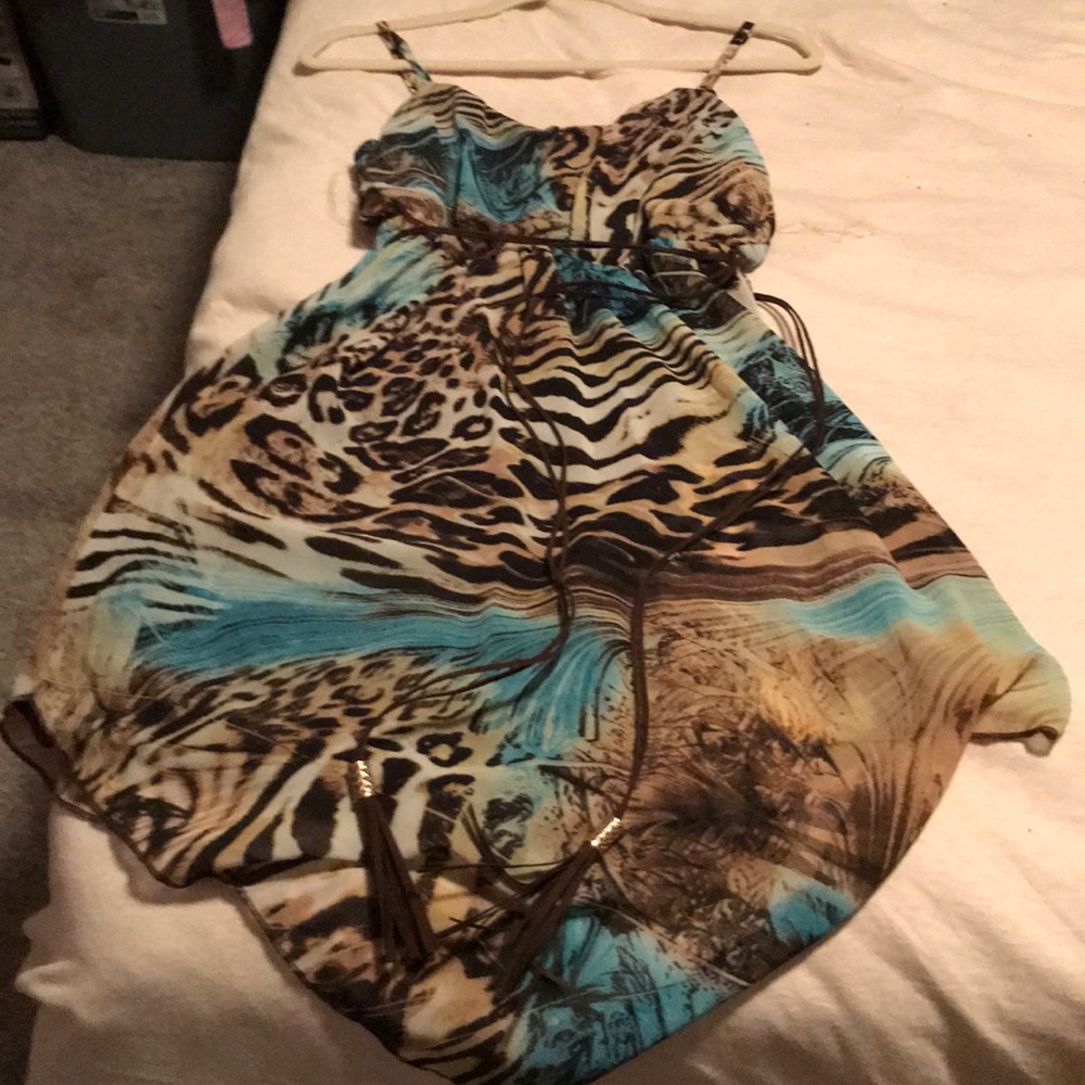 Sm spaghetti strap, blue, br, tan, animals print.